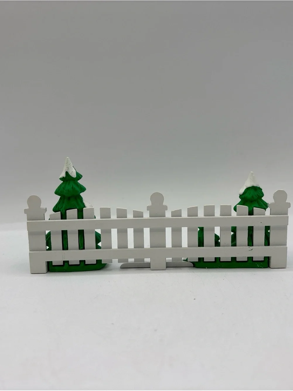 Dept 56 1991 Vintage Original Snow Village Frosty Tree Lined Picket Fence 5207-8